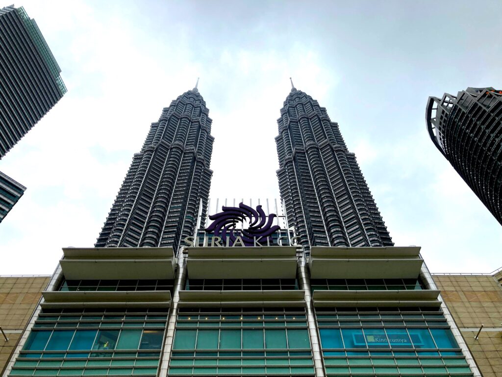 マレーシア完全封鎖完全ロックダウン経済対策